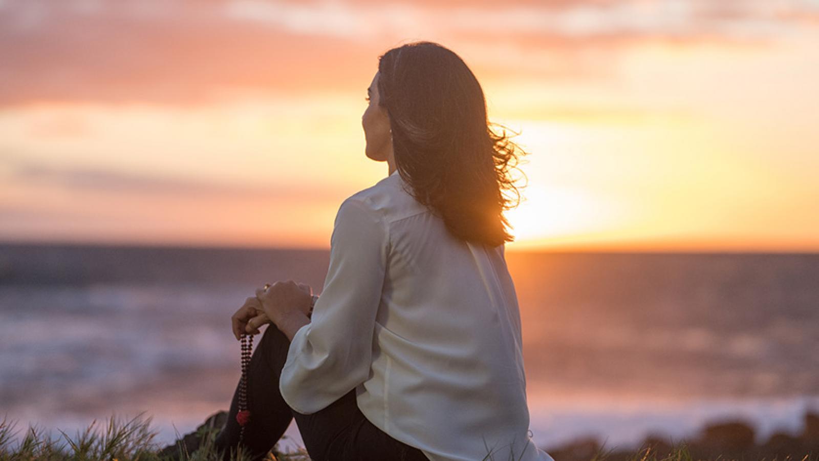 Tulsi Gabbard sitting