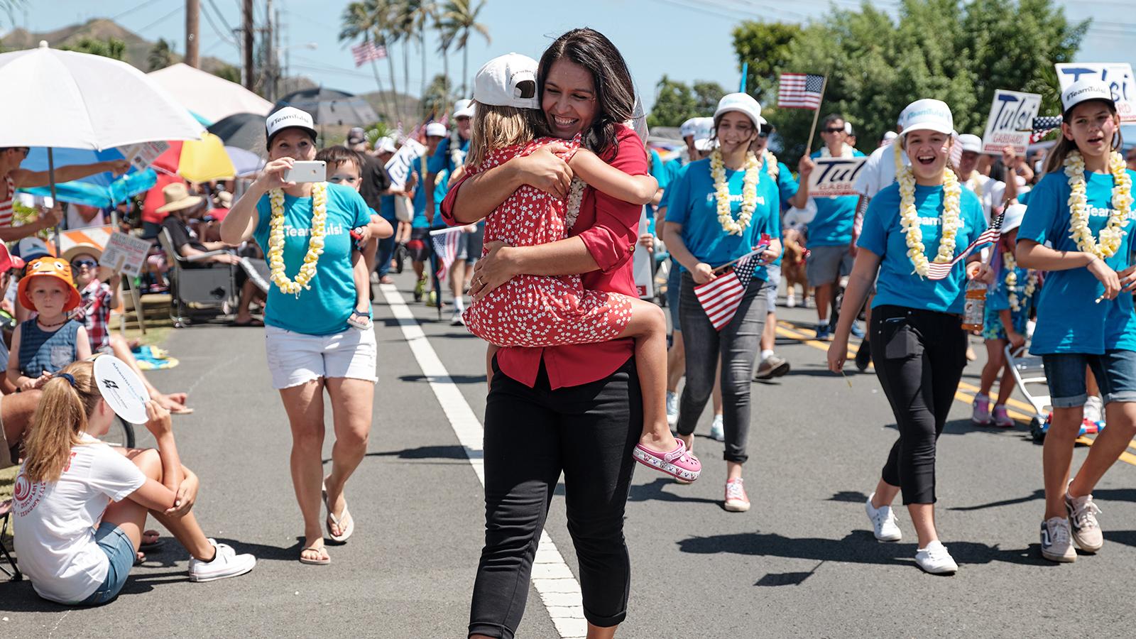 Tulsi with volunteers
