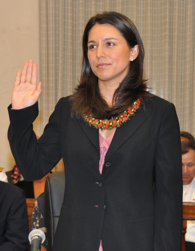 Swearing in ceremony for the Honolulu City Council, 2011.